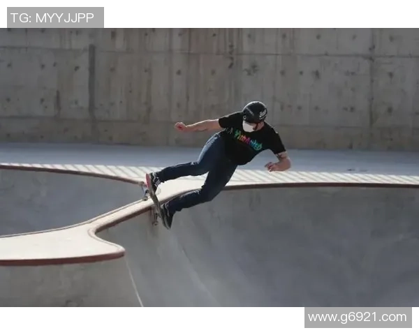 成都攀岩队在世界滑板锦标赛中的表现与比赛经验分析